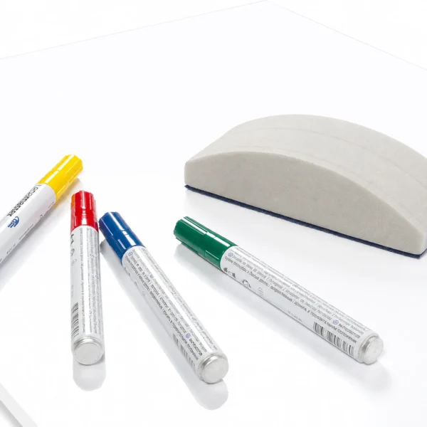 لوح وايت بورد أبيض غير مطبوع – شكل قلب