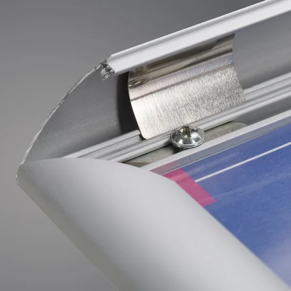 Aluminium-Snapframe A4 Hochformat (210 × 297 mm) – inkl. Druck